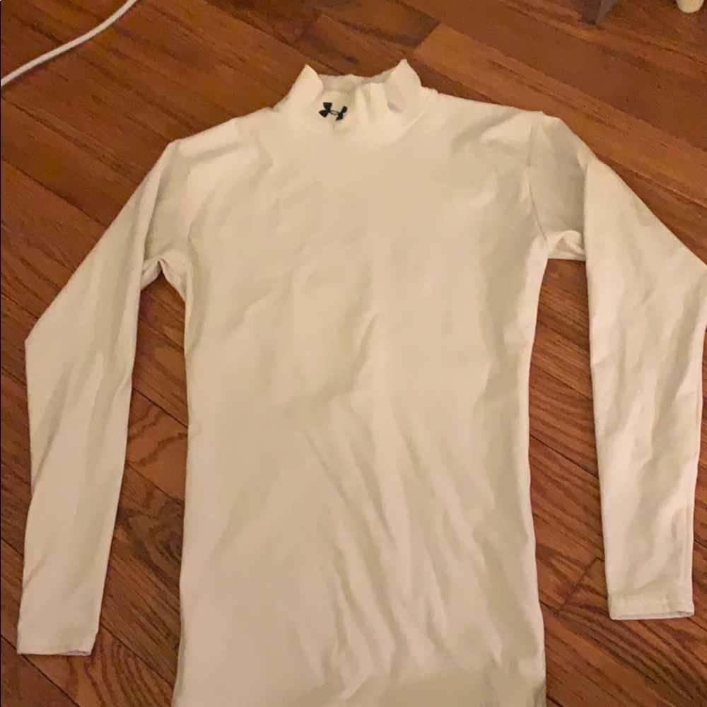 Under Armour Tops - Picture 2 of 5